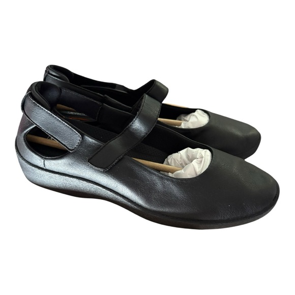 Arcopedico Black Women's Mary Jane Shoes - Picture 1 of 6